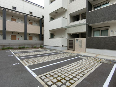 【駐車場】 | フォーリーブス33　A棟