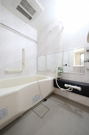 中央区月島３丁目の賃貸マンションの浴室|モデルルーム参照