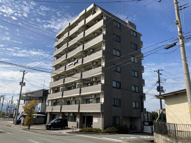 ロイヤルコート東青田の外観