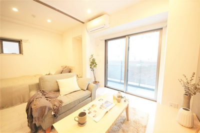 【居間・リビング】 | シーズンフラッツ靭本町