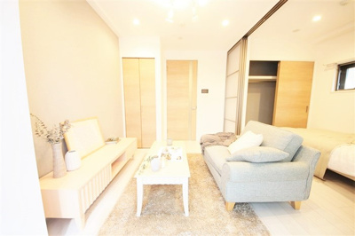 【居間・リビング】 | シーズンフラッツ靭本町