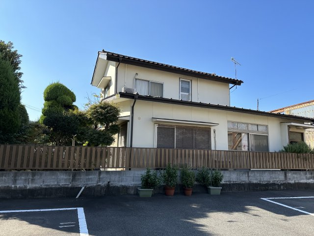三春町２丁目貸家の外観