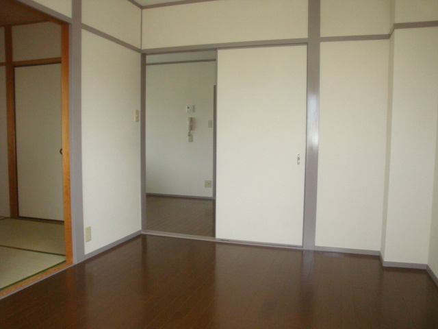 ハートランドの洋室