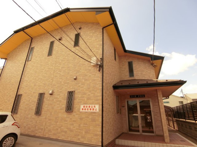 【外観】 | コーポタカエ | 2006年完成のオートロック付賃貸☆