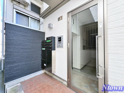 【エントランス】 | ハーモニーテラス志賀町Ⅳ | 建物の内部です