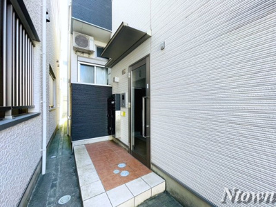 【エントランス】 | ハーモニーテラス志賀町Ⅳ | ゆとりのあるエントランスです
