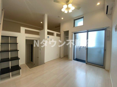 【居間・リビング】 | ハーモニーテラス志賀町Ⅳ | ゆったりとしたリビングです