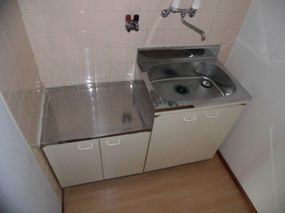 【キッチン】 | 柳ハイツ | 綺麗なキッチンです。