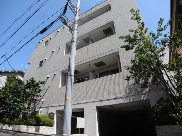 プレール・ドゥーク北新宿Ⅱの外観