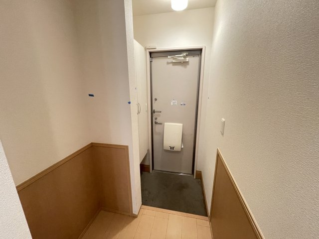 ドミールおおたかの森の玄関