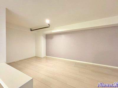 【内装】 | ハーモニーテラス水切町 | 明るい色調の室内です