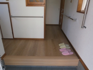 【玄関】