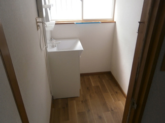 【洗面所】
