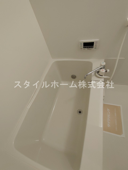 【浴室】 | Ｂｌａｎｃ　ＶｉｌｌａｇｅＡ | 別部屋写真です。
