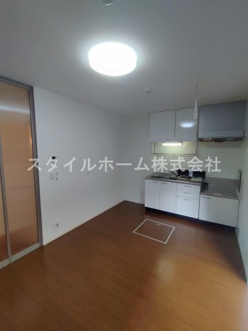 【居間・リビング】 | Ｂｌａｎｃ　ＶｉｌｌａｇｅＡ | 別部屋写真です。
