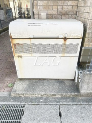 【その他共用部分】 | エスポア | 共用ゴミ置き場です。