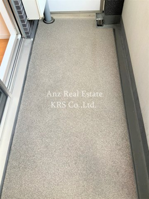 【バルコニー】 | ＱＣフラット北堀江 | 長方形のバルコニーです♪