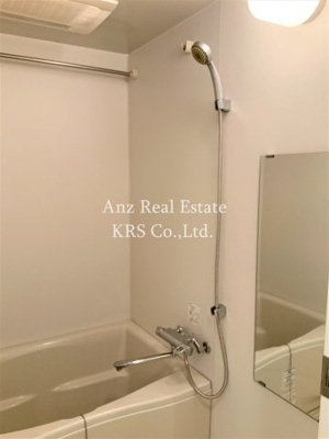 【浴室】 | ＱＣフラット北堀江 | 雨の日でも安心の浴室乾燥機付き♪ゆったりくつろげます♪