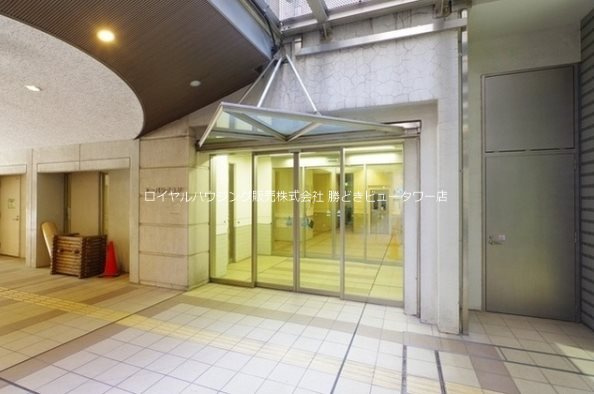 【エントランス】