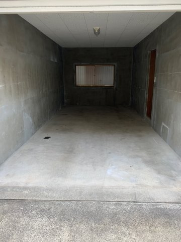 枚方市田口１丁目中古戸建の駐車場