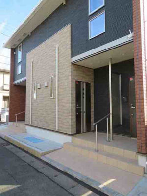 【エントランス】 | ハイムクレナイ