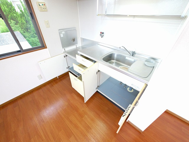 ラフィーネ結崎　Ｂ棟のキッチン|お料理しやすいキッチンです