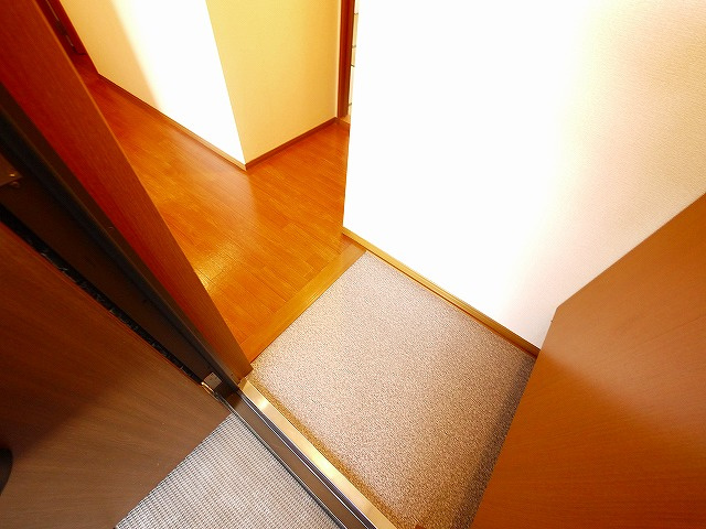 ラフィーネ結崎　Ｂ棟の玄関|毎日通る玄関はこちらです