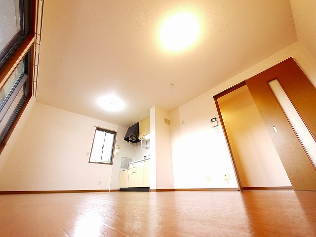 ラフィーネ結崎　Ｂ棟の洋室|コンパクトで使いやすい洋室です