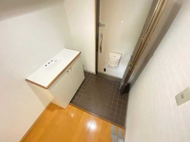 ライオンズマンション千代田弐番館の玄関