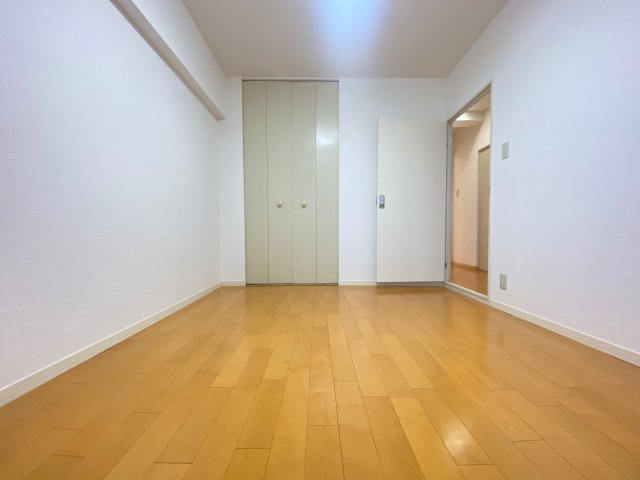 ライオンズマンション千代田弐番館の洋室