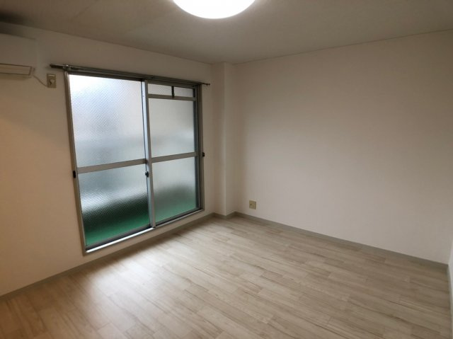 フィオーレ近大前の洋室|別のお部屋のお写真です！