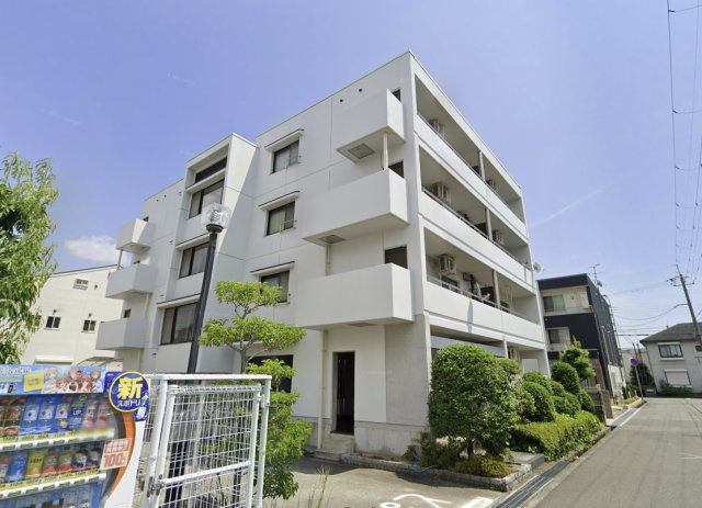 ディジェーム中村の外観