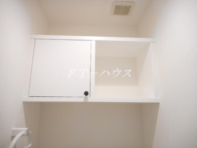 ｔｗ．ｒａｉｎｂｏｗ　Ｔの収納