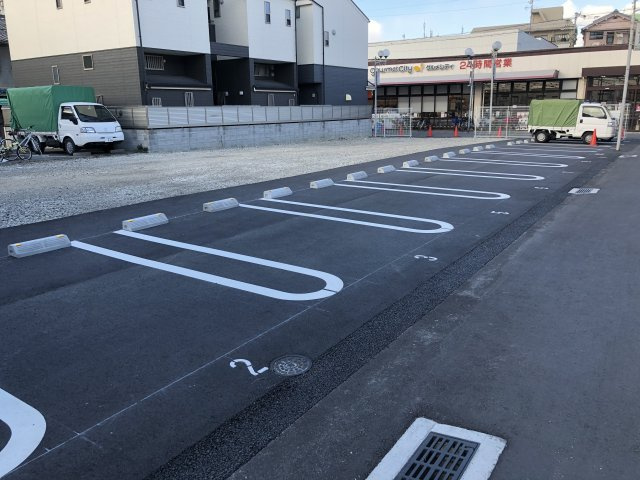 小若江小山ガレージ