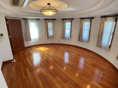 【洋室】 | シルバーウィリアムス