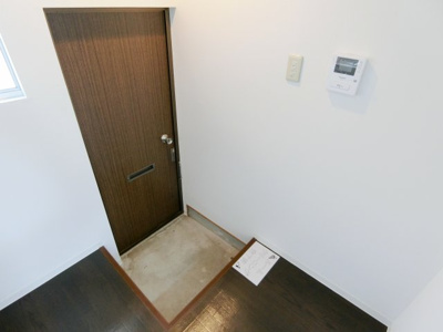 【玄関】 | クリムスズランダイ2 | 毎日通る玄関はこちらです