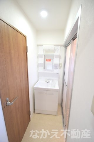 【洗面所】 | 忙しい朝には欠かせない洗面所です
