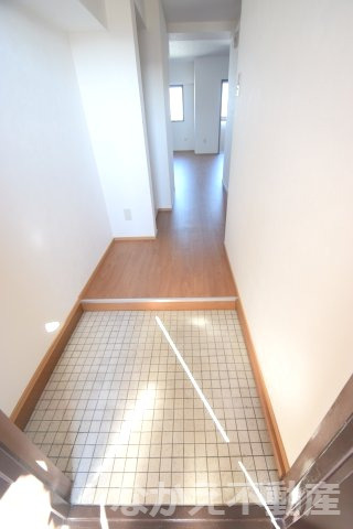 【玄関】 | 明るい玄関です