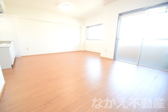 【居間・リビング】 | 使いやすい居間です