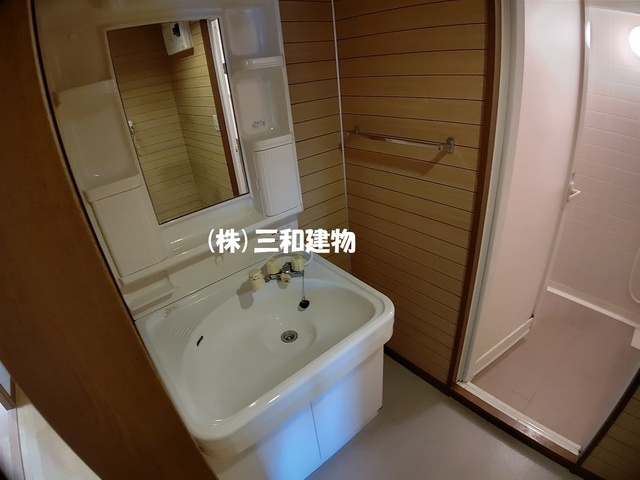 レヴィオンの洗面所|同間取り別号室参考写真