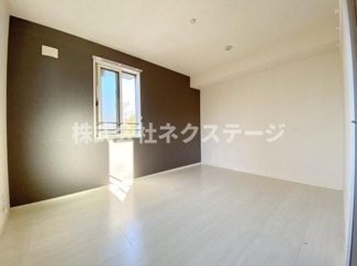 【寝室】 | サンライズ