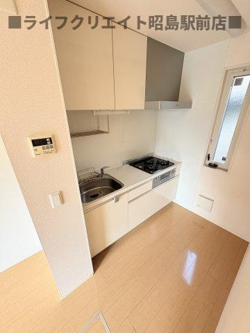 昭島市朝日町４丁目のアパートのキッチン
