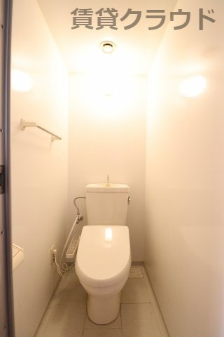 ゼファーシャン・ティオン蘇我弐番館のトイレ|落ち着いたトイレです