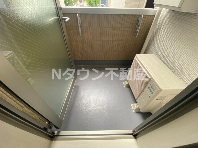 【バルコニー】 | ハーモニーテラス八代町Ⅱ | 外からの目が気にならないバルコニーで洗濯物が干せます