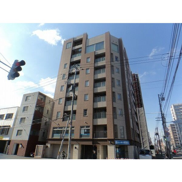 Couleur Court Yamahanaの外観
