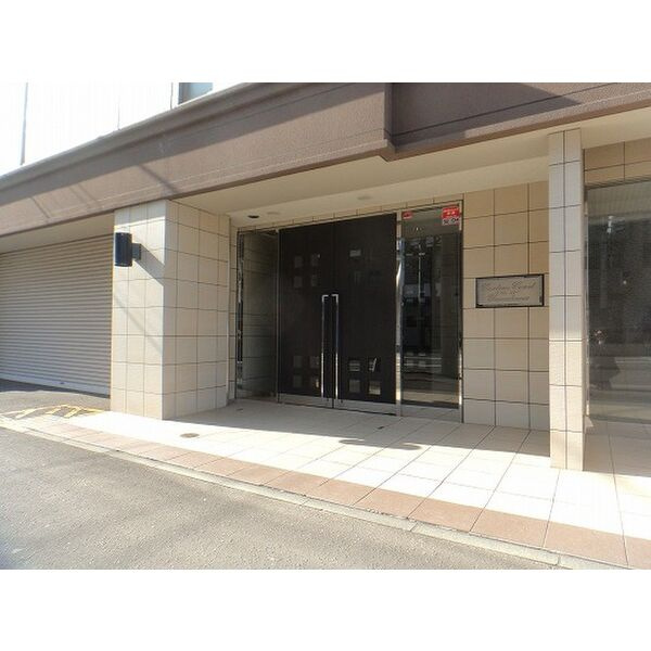 Couleur Court Yamahanaのエントランス