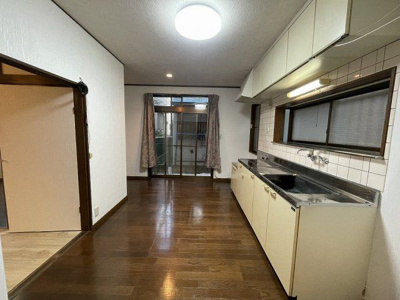 【居間・リビング】 | 三原１丁目貸家