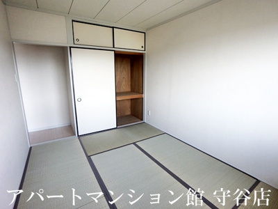 【玄関】 | グランドフォレストA棟