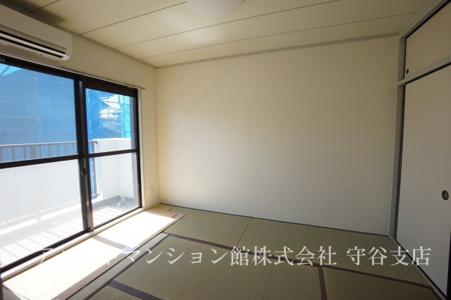 グランドフォレストA棟の寝室