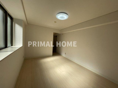 【居間・リビング】 | どえる田園ガーデン山 | ゆったりとしたリビングです